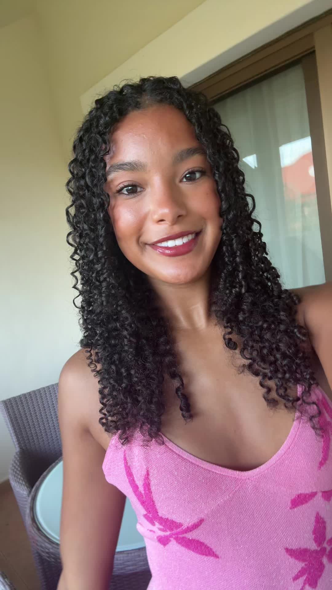 @Ava