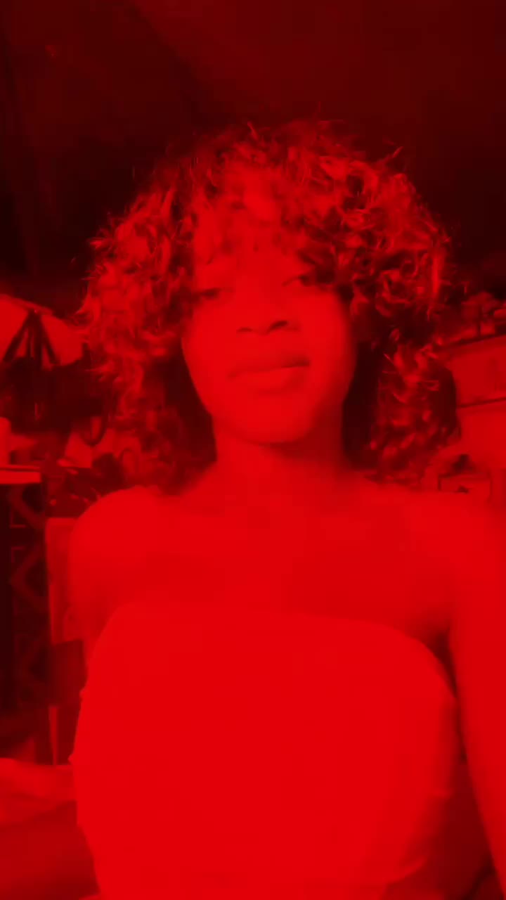 @🦋D'🖤🇬🇦
