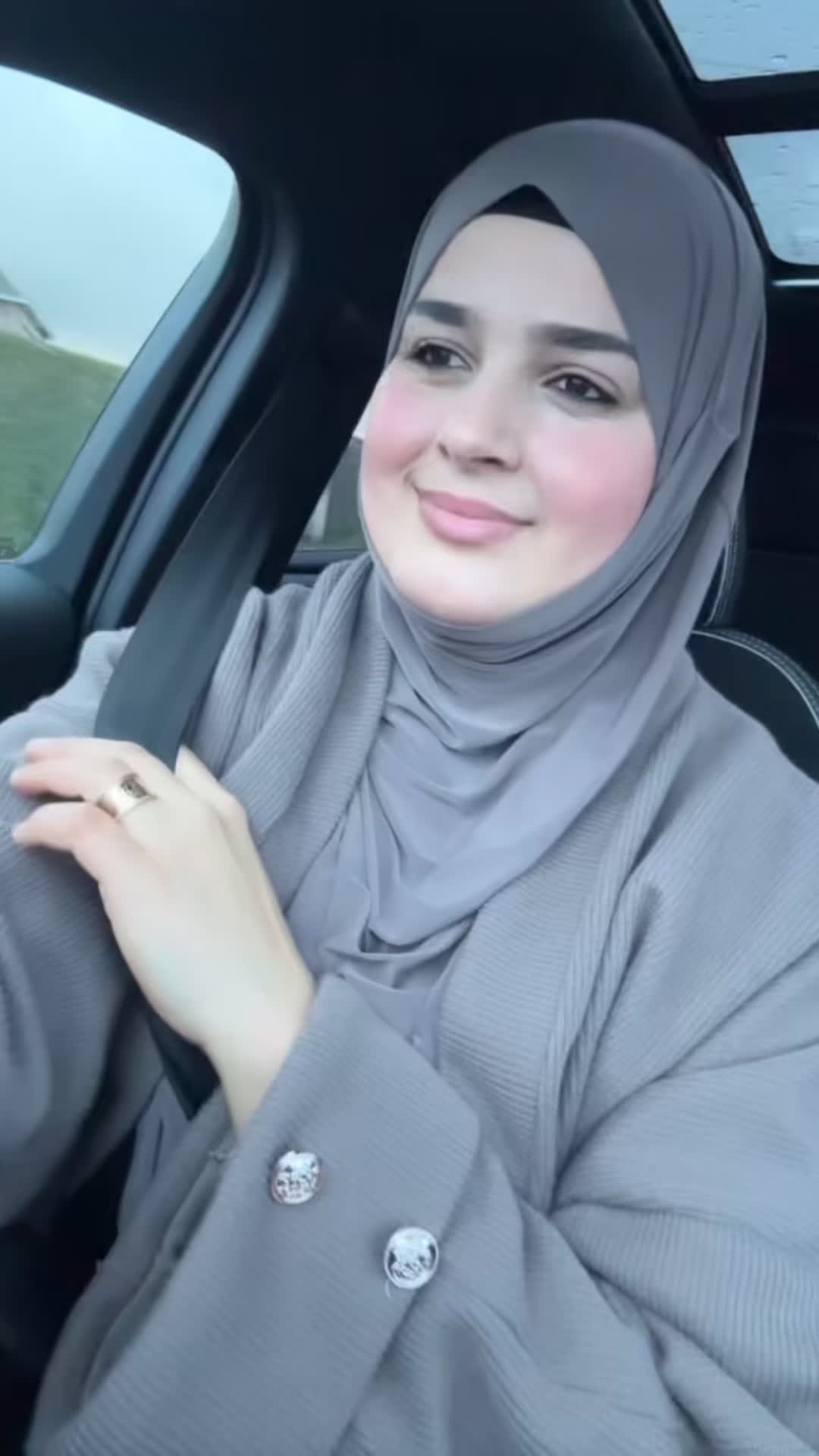 @Rajae
