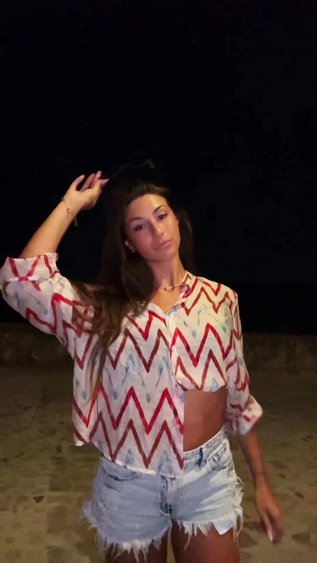 @Alic3