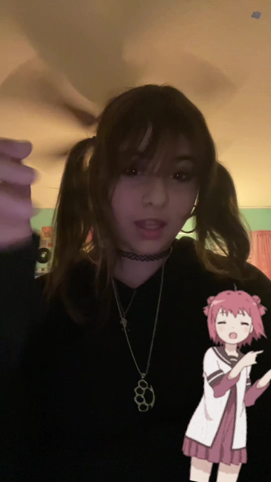 @👾