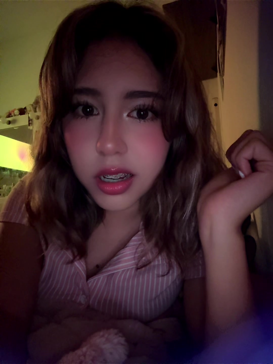 @Alessthv