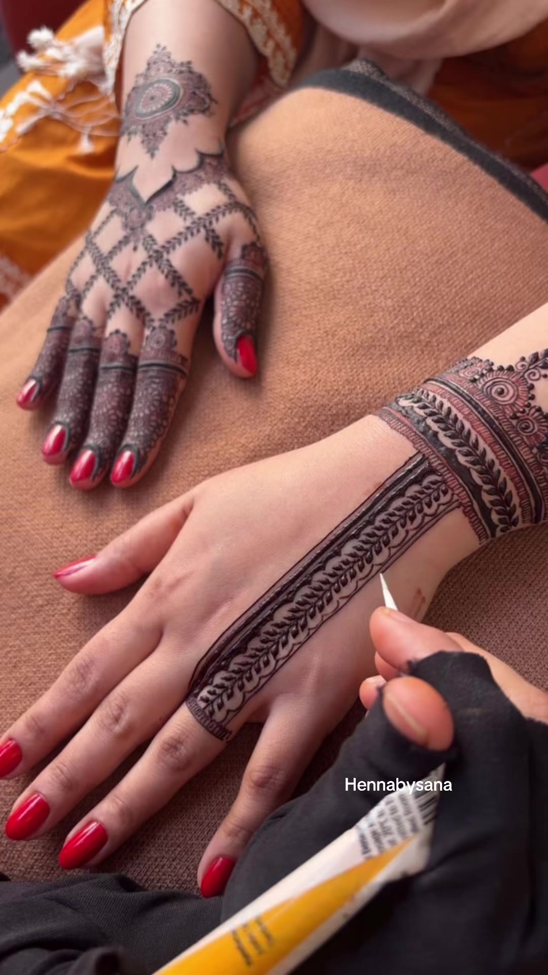 @henna by sana 809