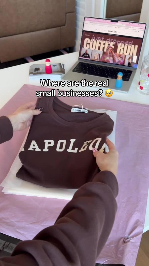 @EM LUCIN (Napoleon Wear)