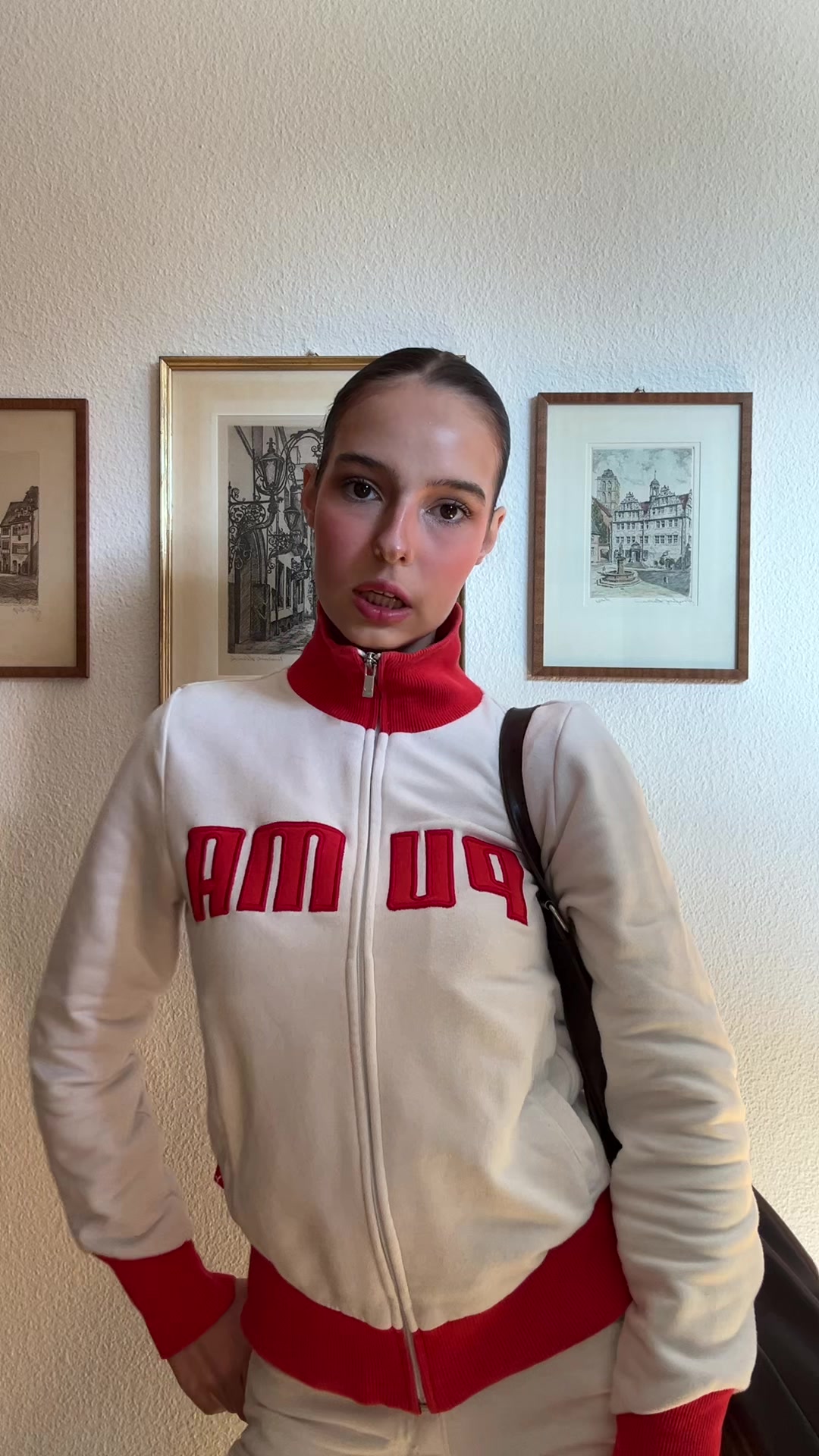 @Elina