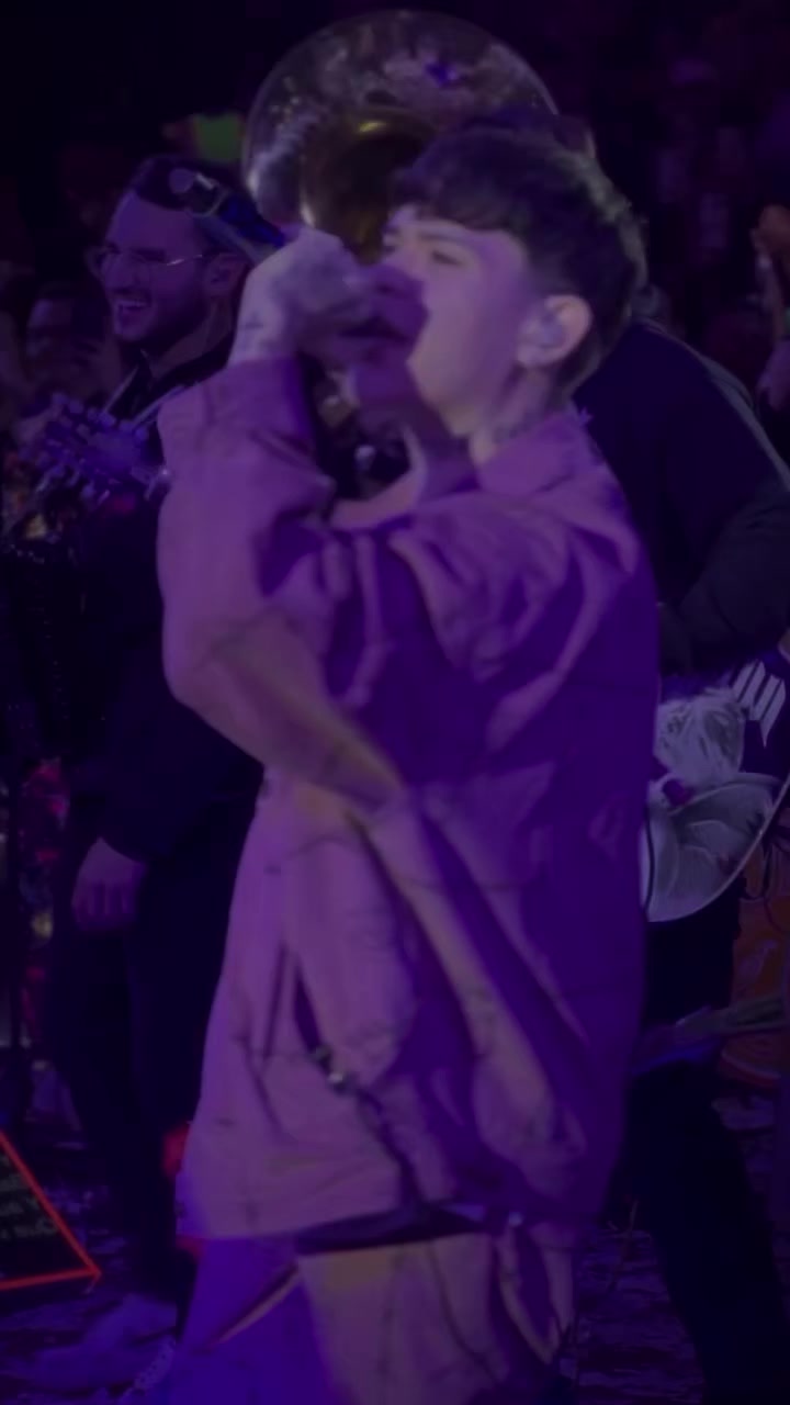 @𝓐𝓵𝓮𝔁 𝓼𝓪𝓭 𝓫𝓸𝔂☔💫💜