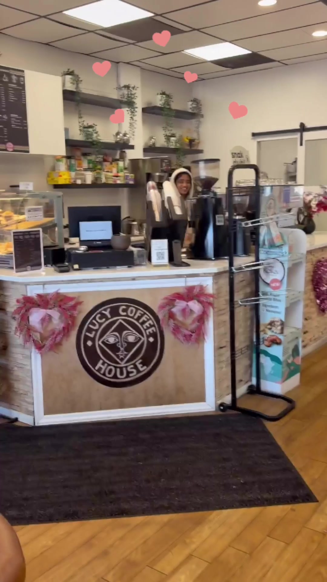 @lucycoffeehouse