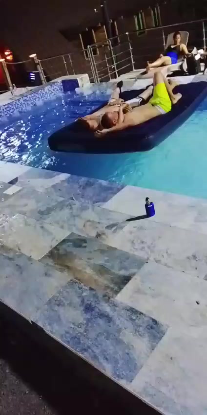 @androvel23
