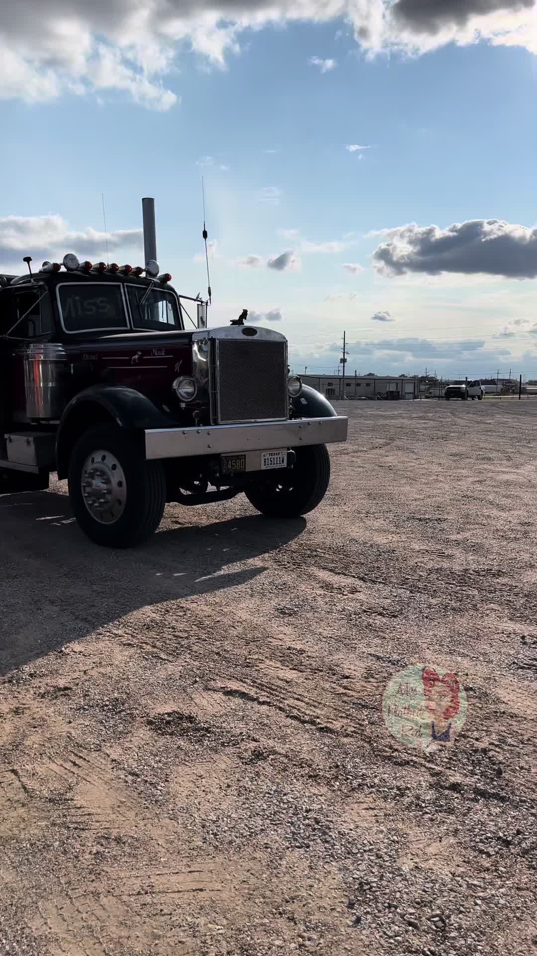 @Miss Flatbed Red