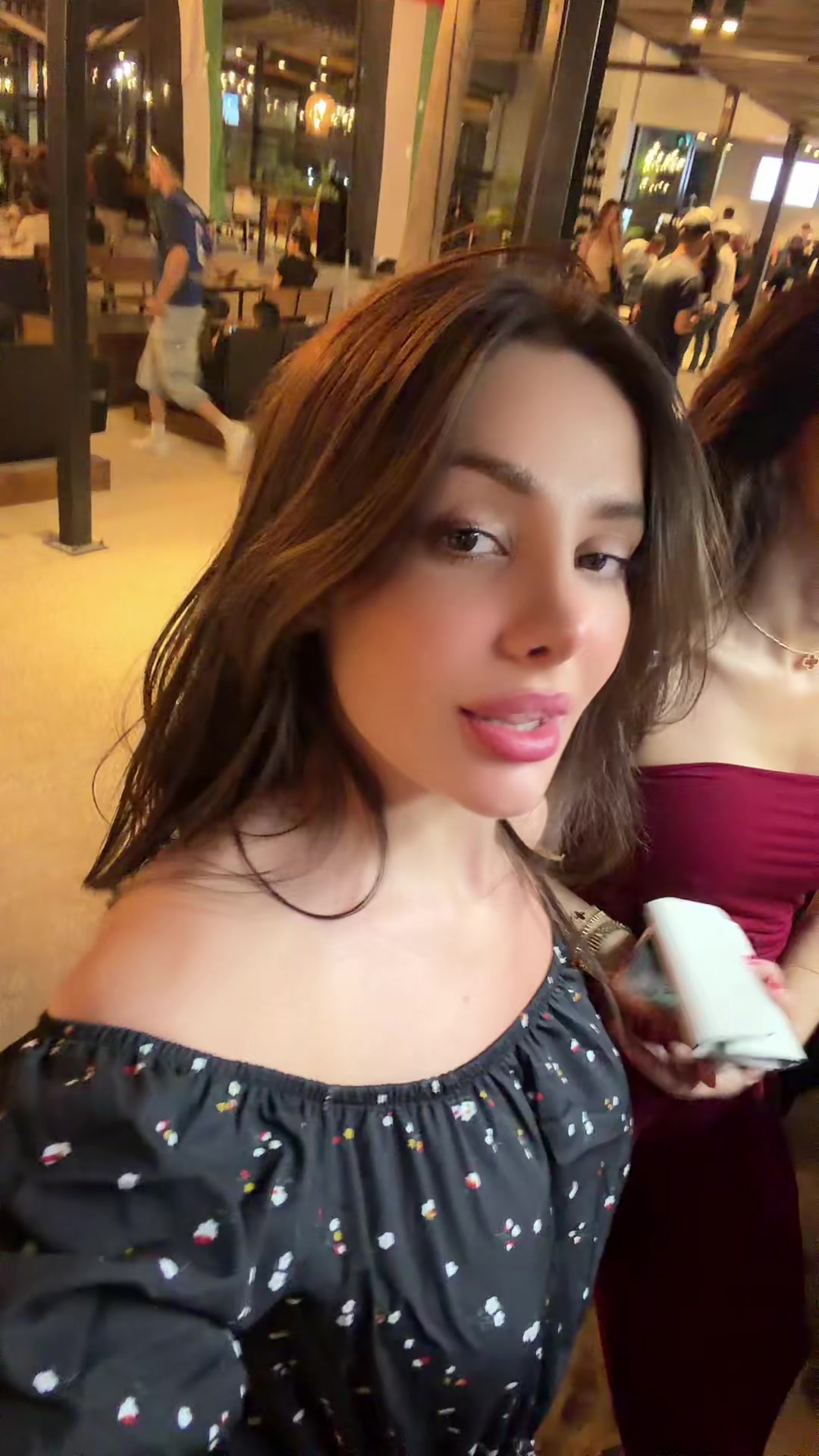 @Tina_corz
