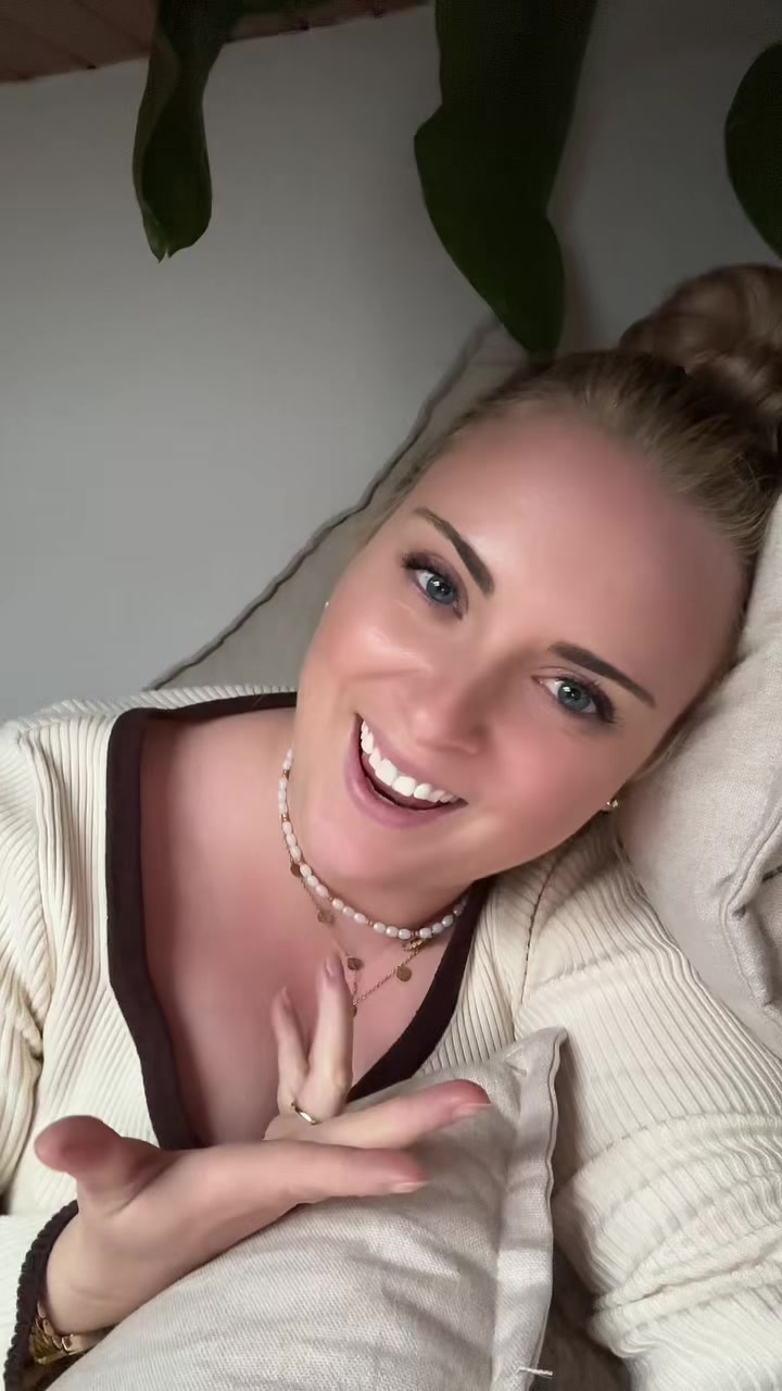 @nicolestk