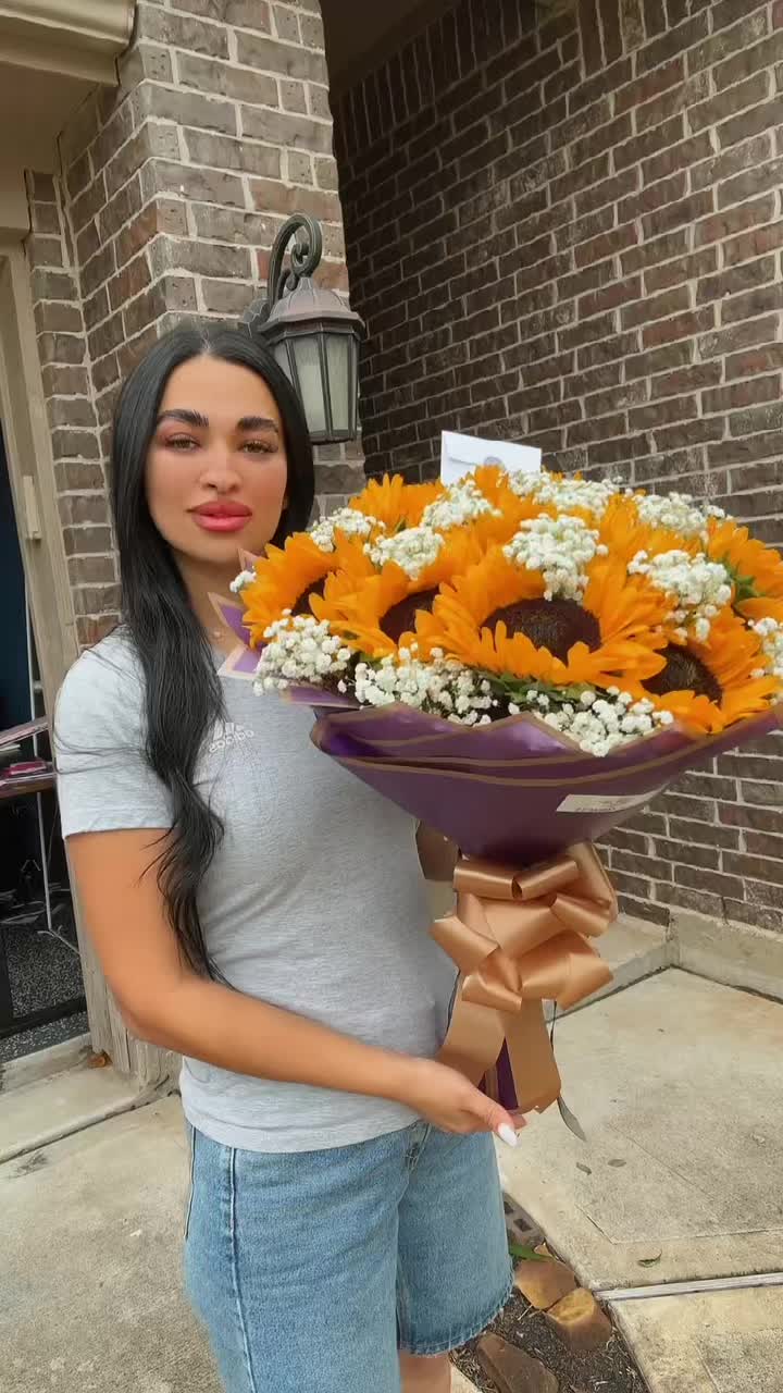 @floriebouquets
