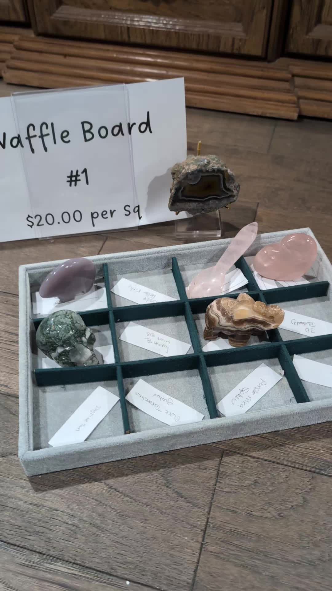 @Mystical Glen Crystals N Gems❌