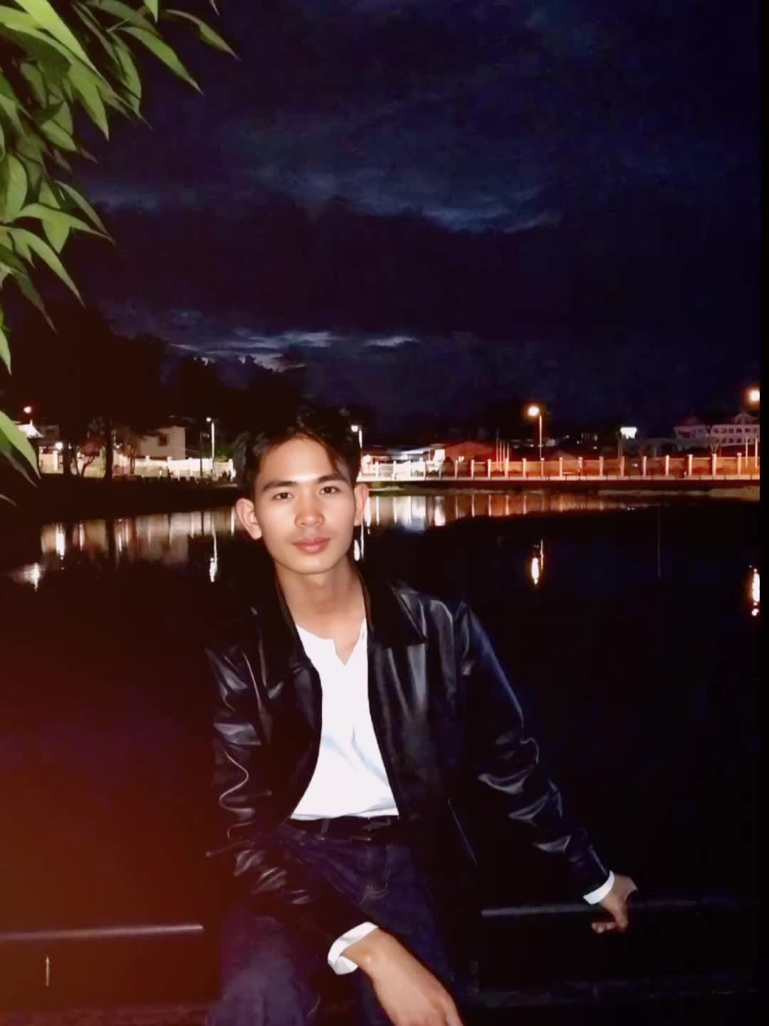@kaung htet