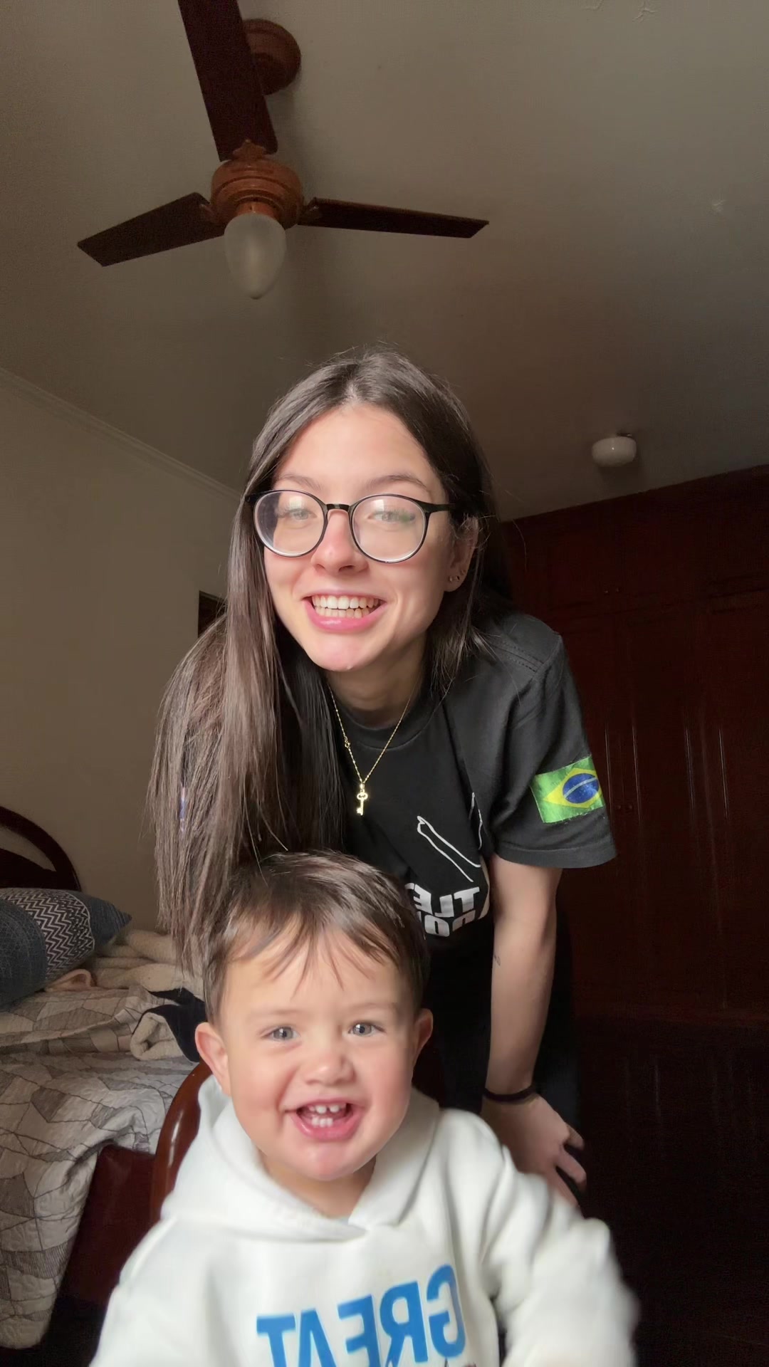 @Milena All&oacute;