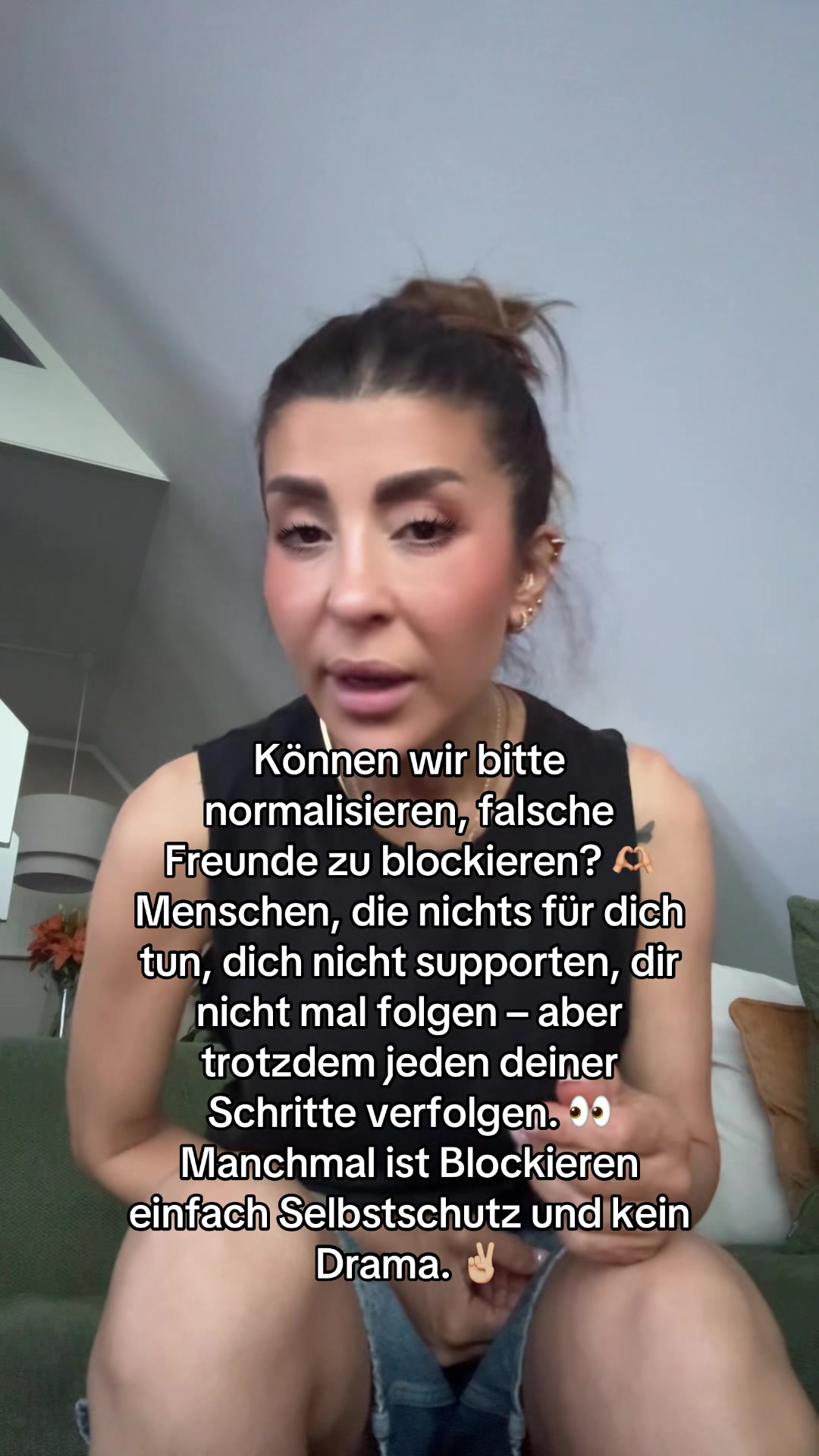 @Ayseenn