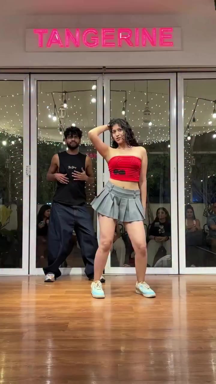 @CRAZY DANCING FACTORY💃🏿🕺