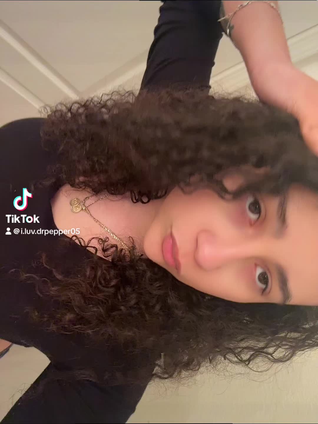 @Mia