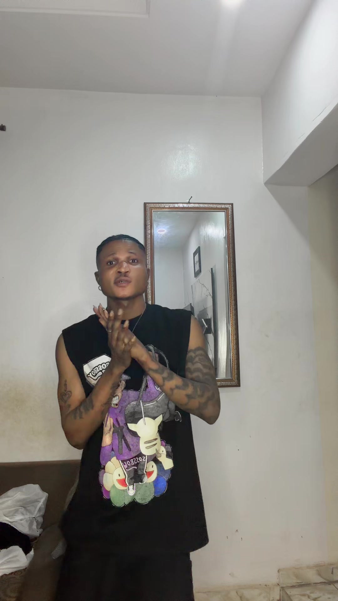 @Mobolaji✌️☮️