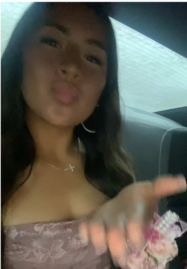 @Azlynn🤍