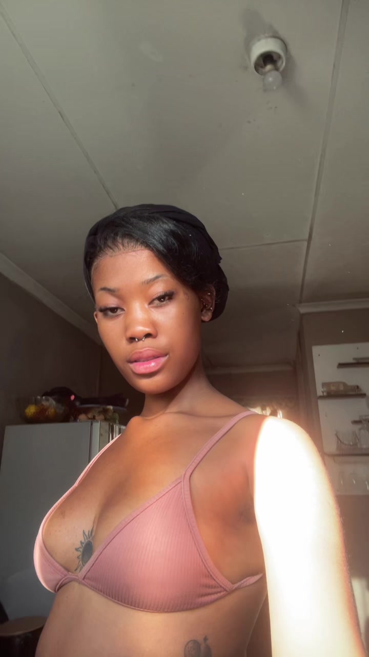 @Mia September💜