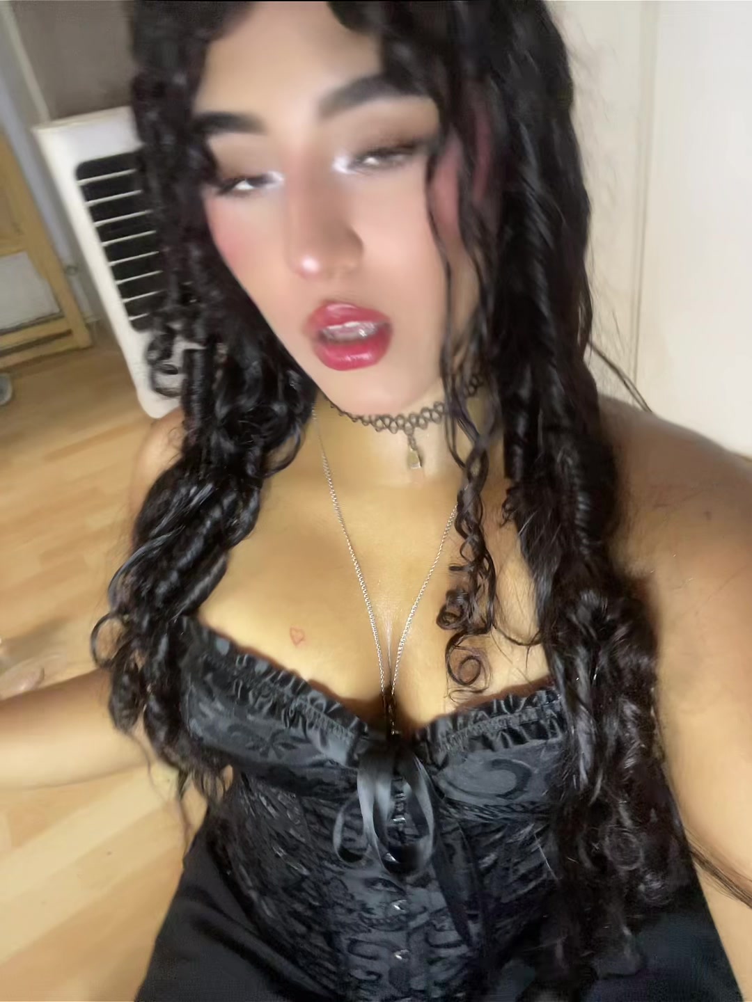 @Ximeglow🎀