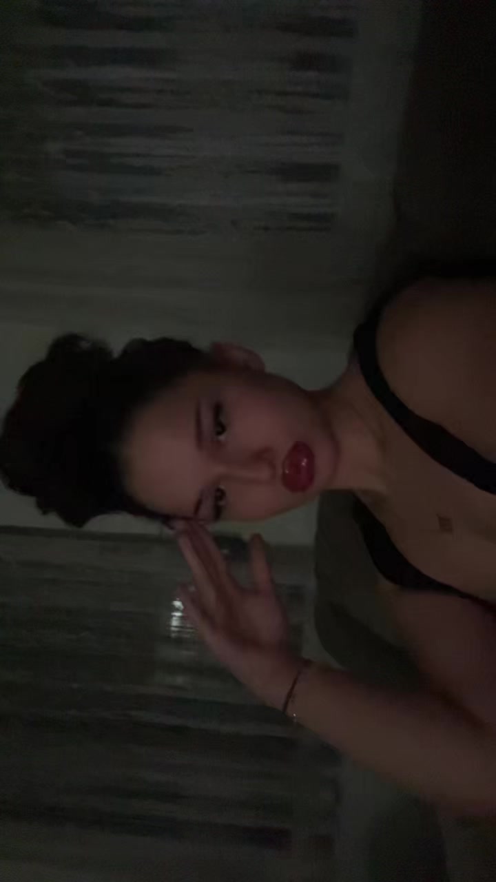 @🥥