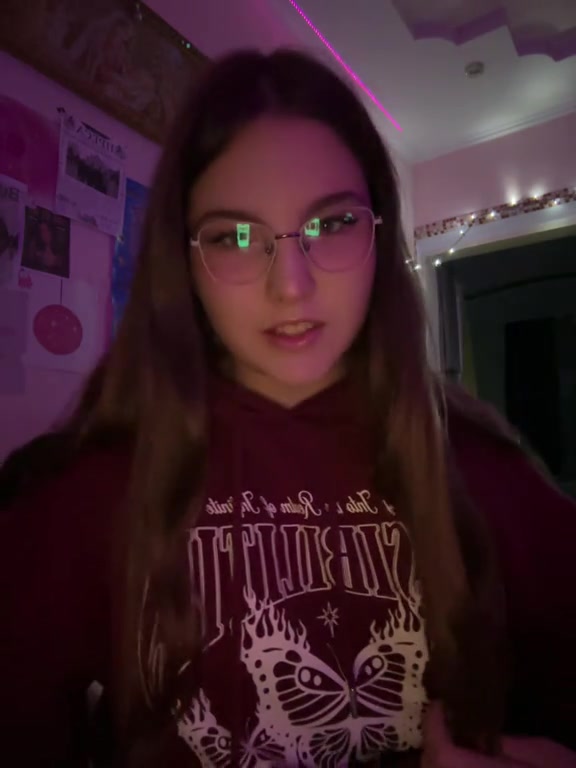 @𝒮