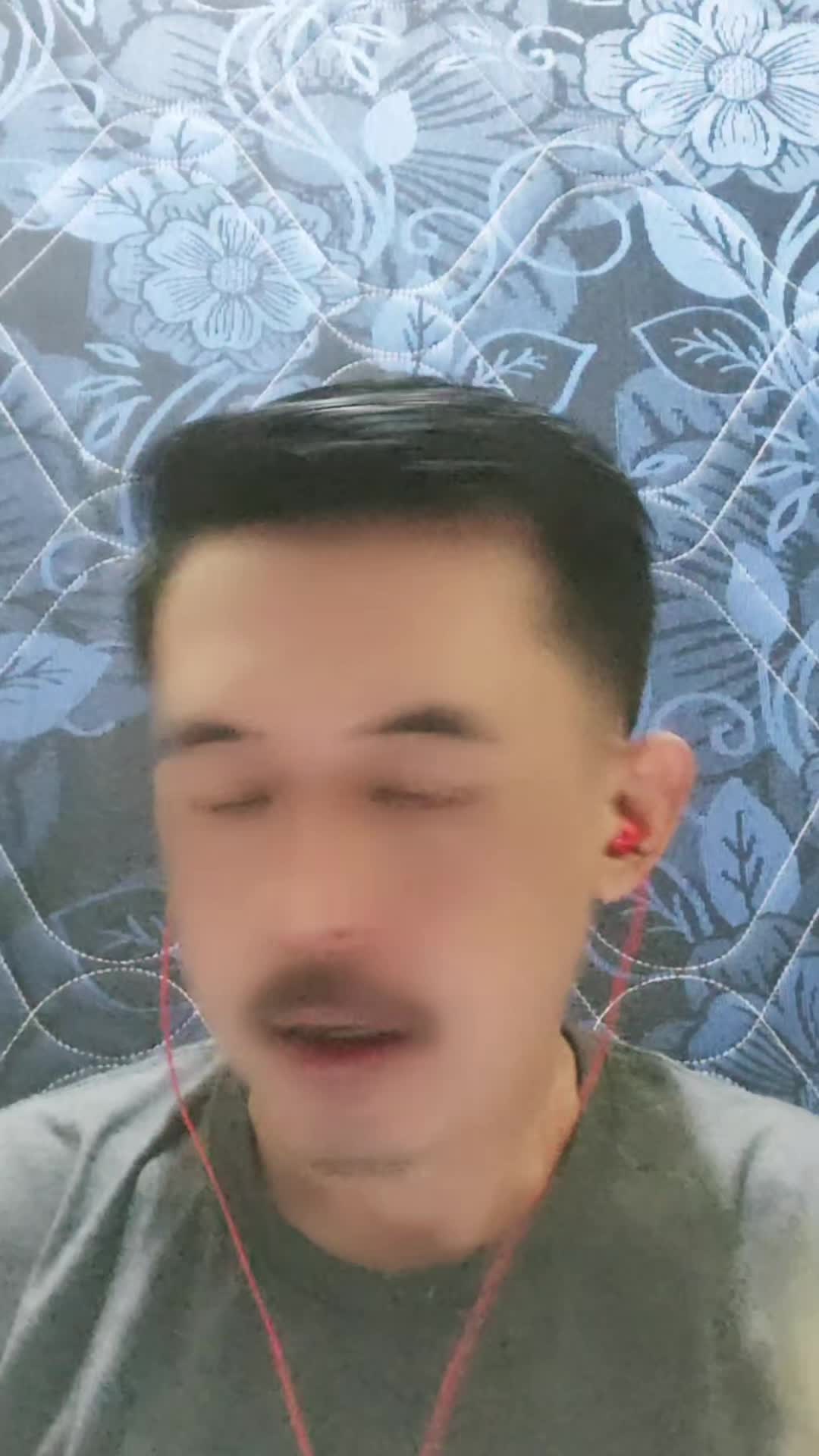 @𝐂𝐡𝐚𝐧 𝐑𝐮𝐛𝐢_𝟏𝟔