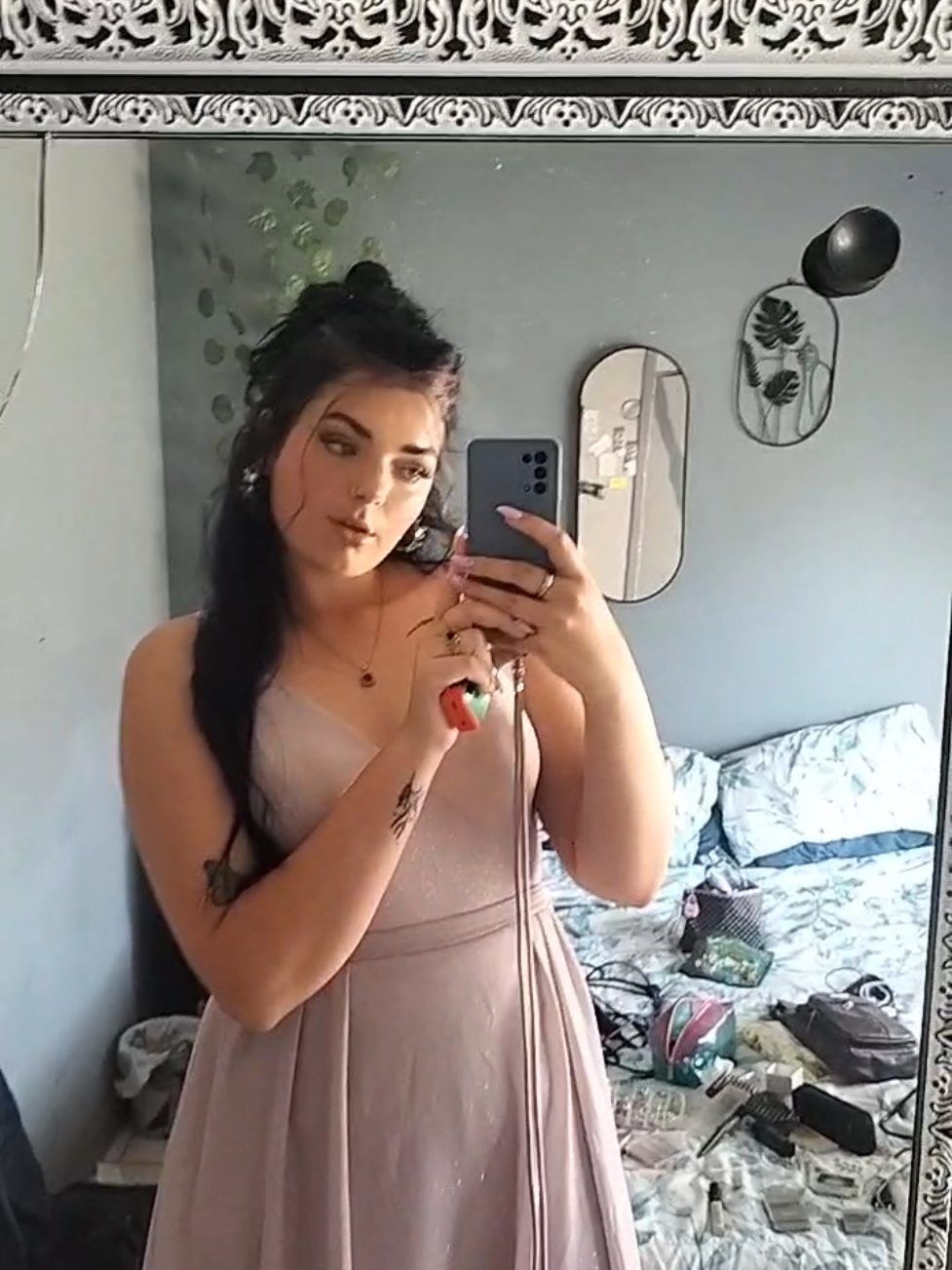 @Meggii