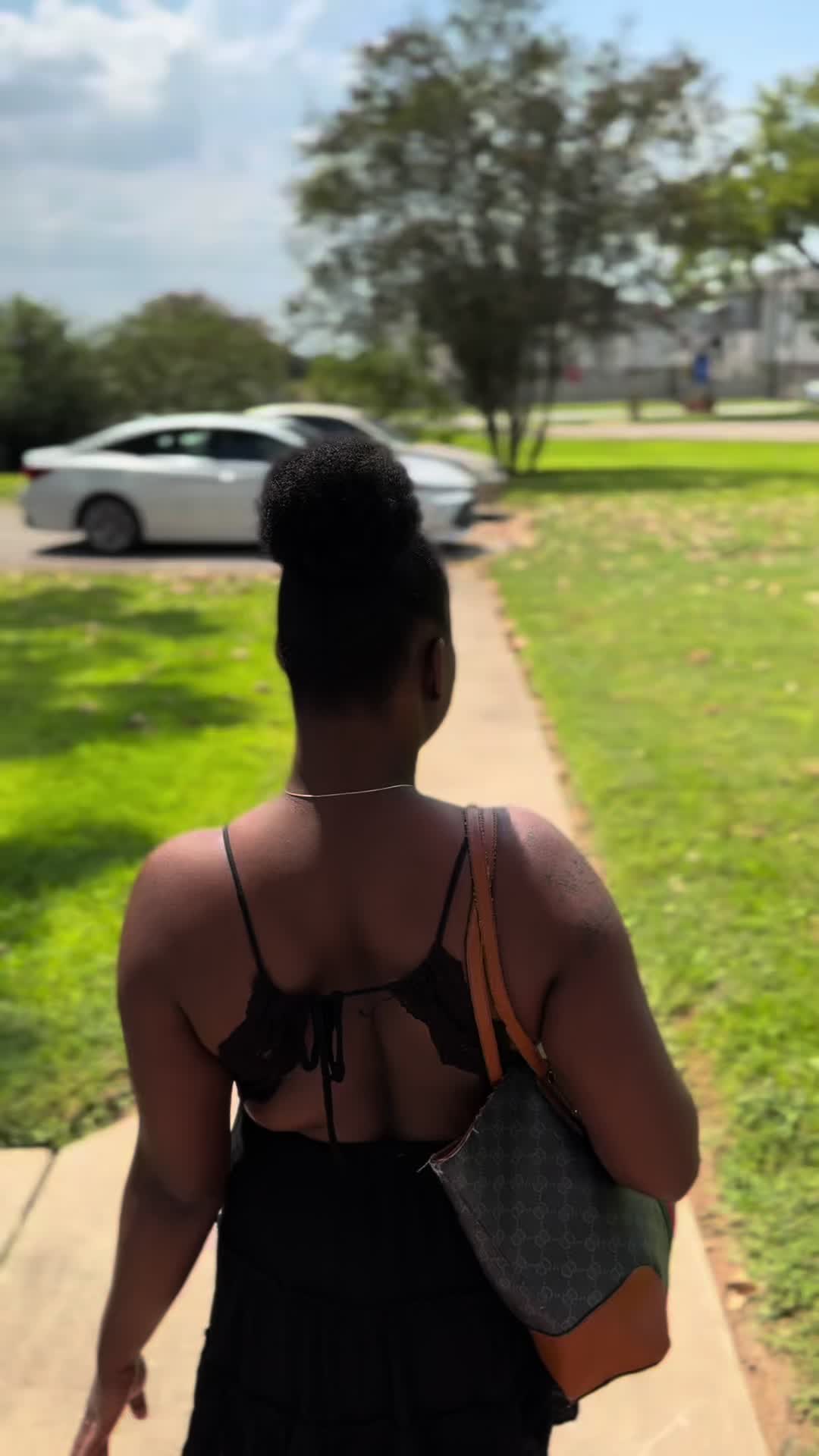 @sarahleeflyqueenn