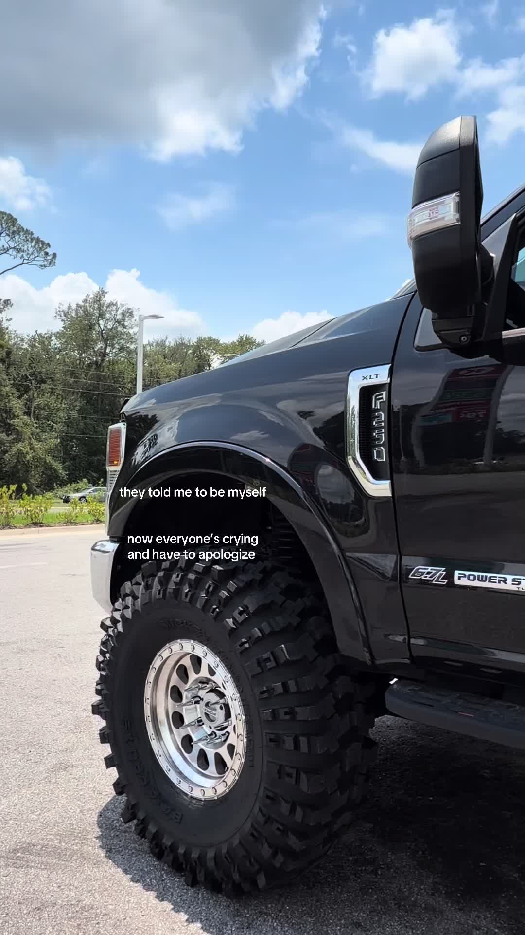 @️