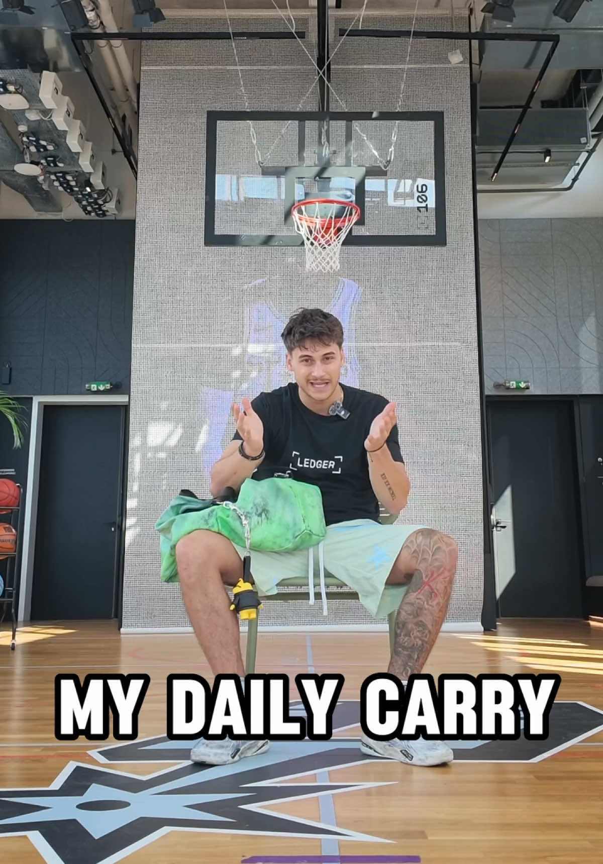 @MK