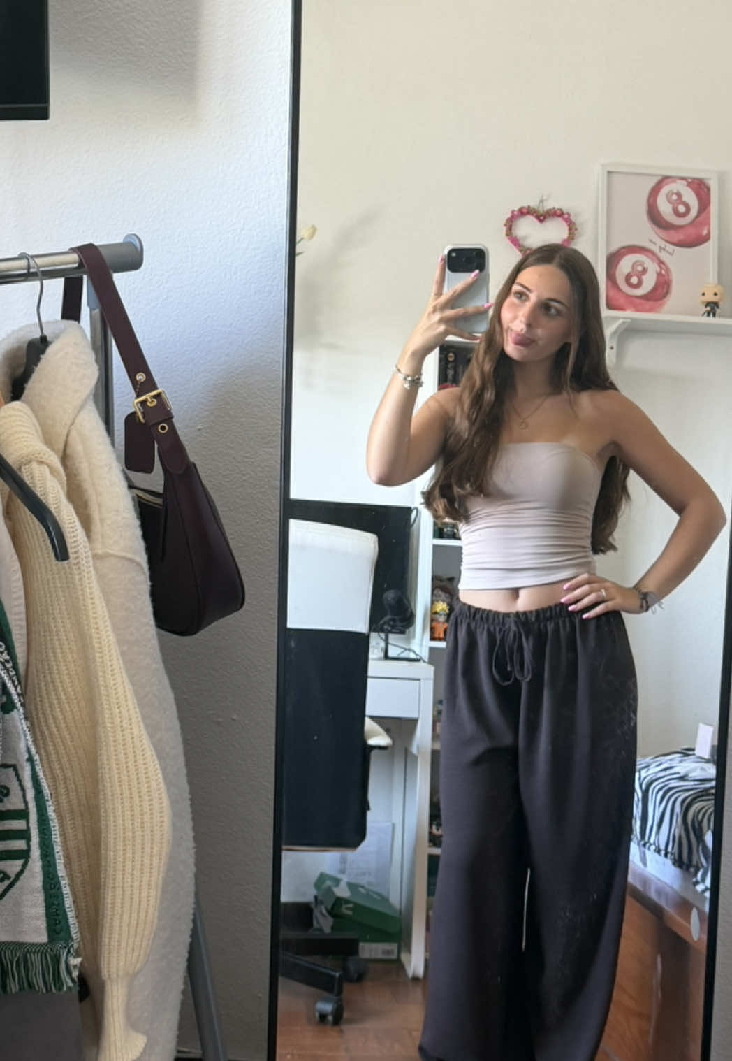 @Lara