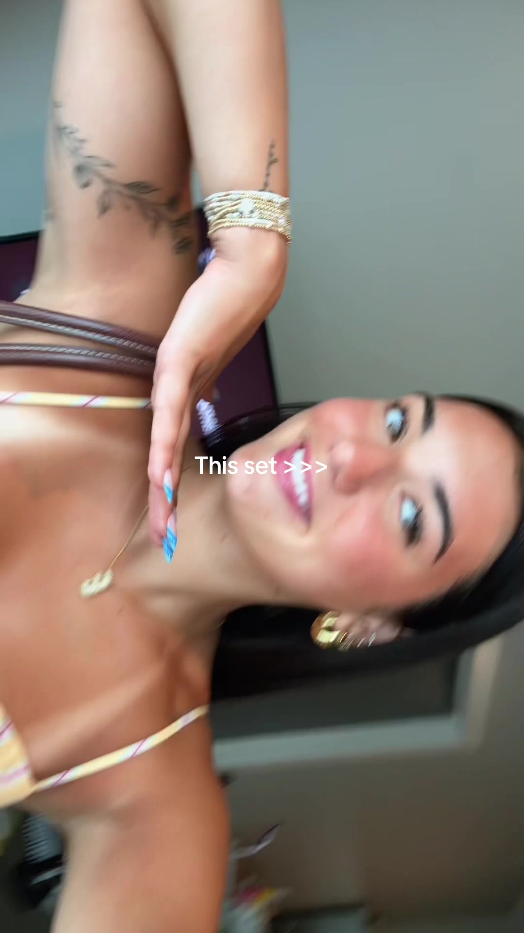@Elise