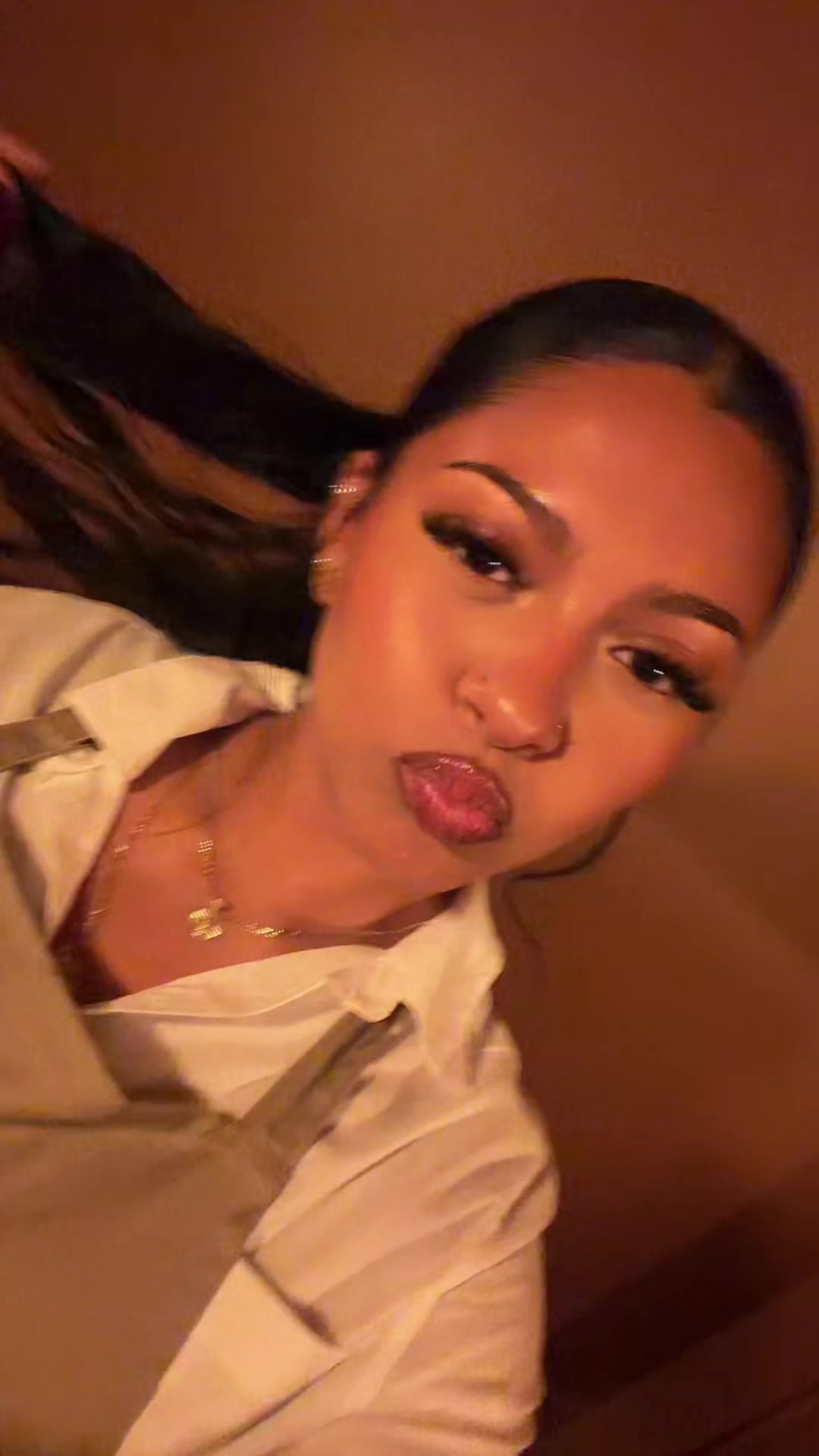 @realassbitch01