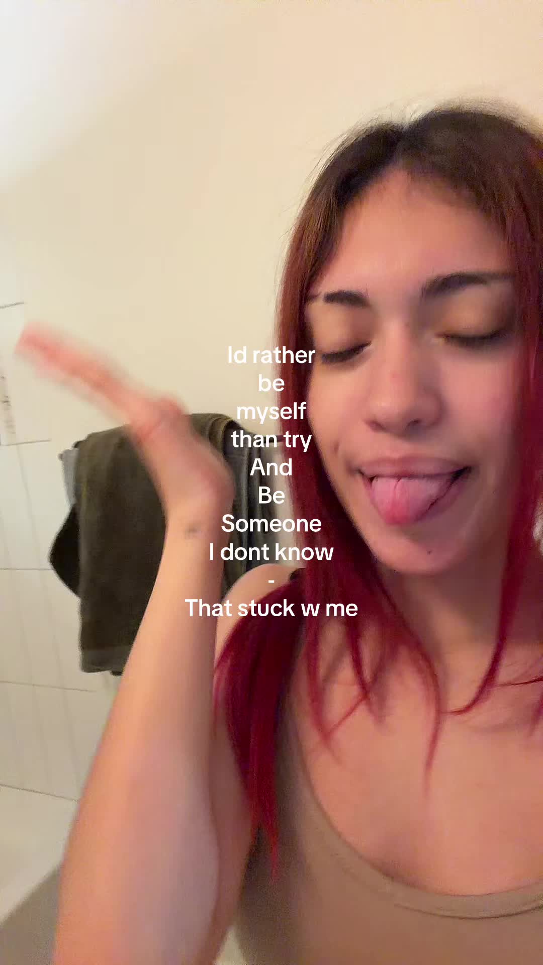 @𖣂