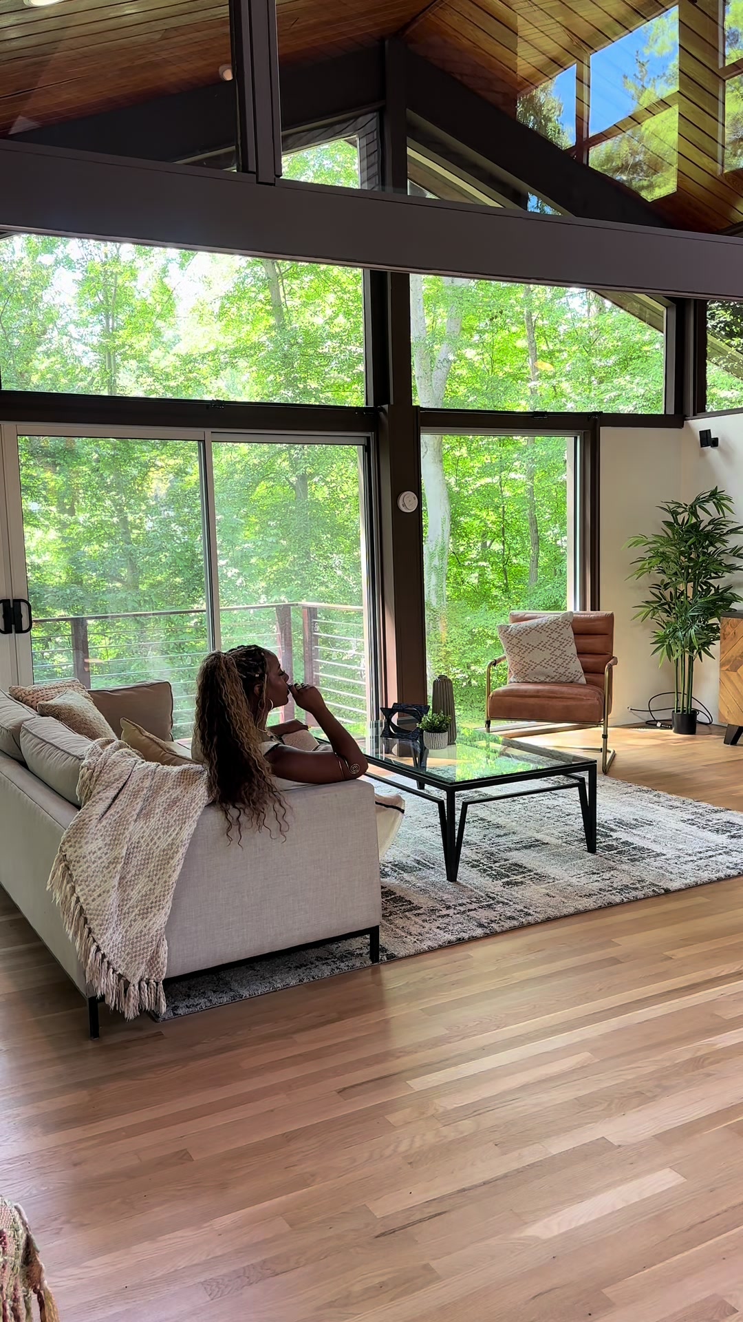 @Candess Correll, DMV REALTOR