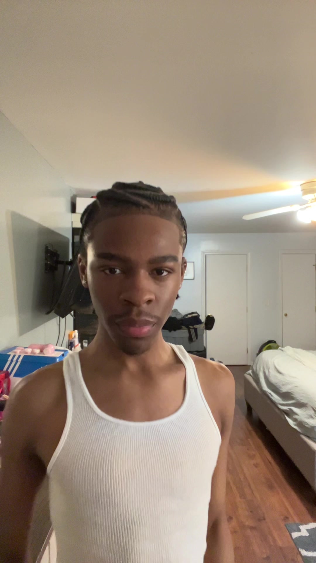@1sovcious