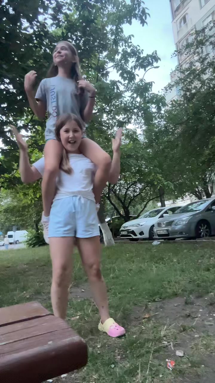 @🙈