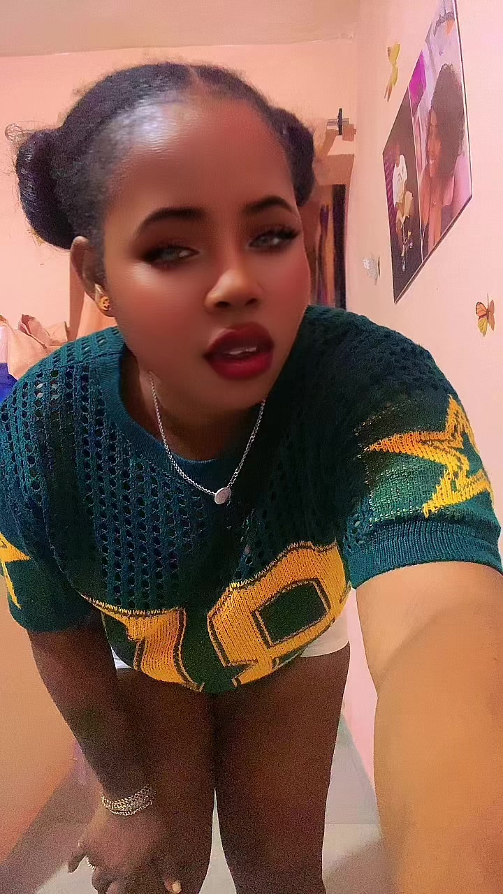 @christella chery