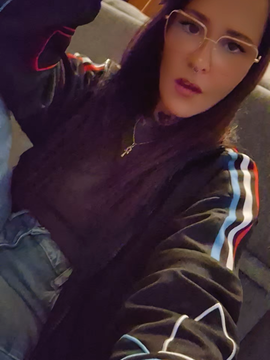 @QueenOfLjubav𓋹🐝UllaMinati🐝