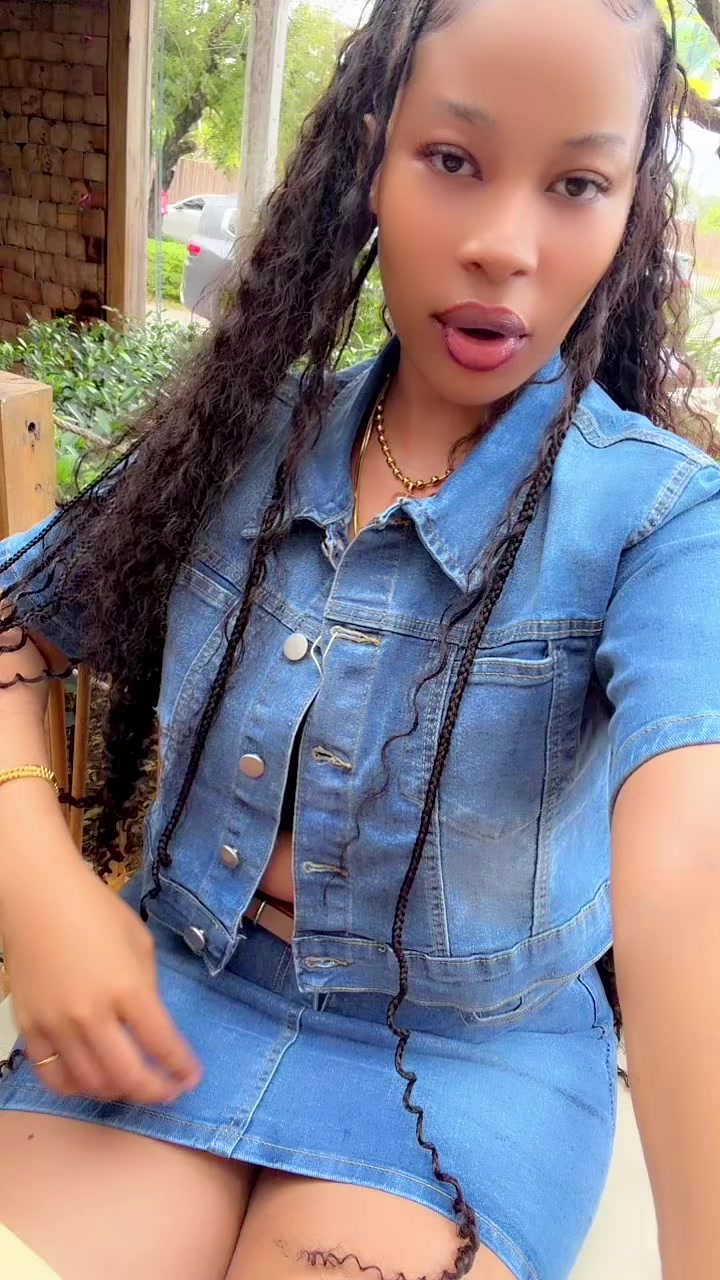 @OFFICIALKIMNANA📸