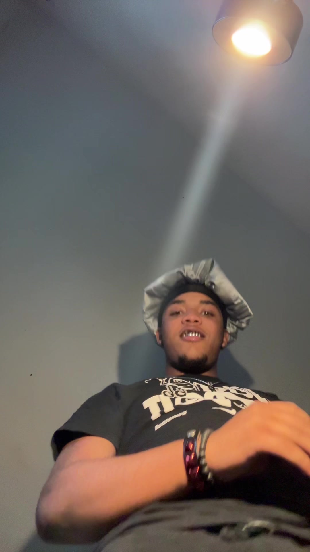 @IAMNOTREAL