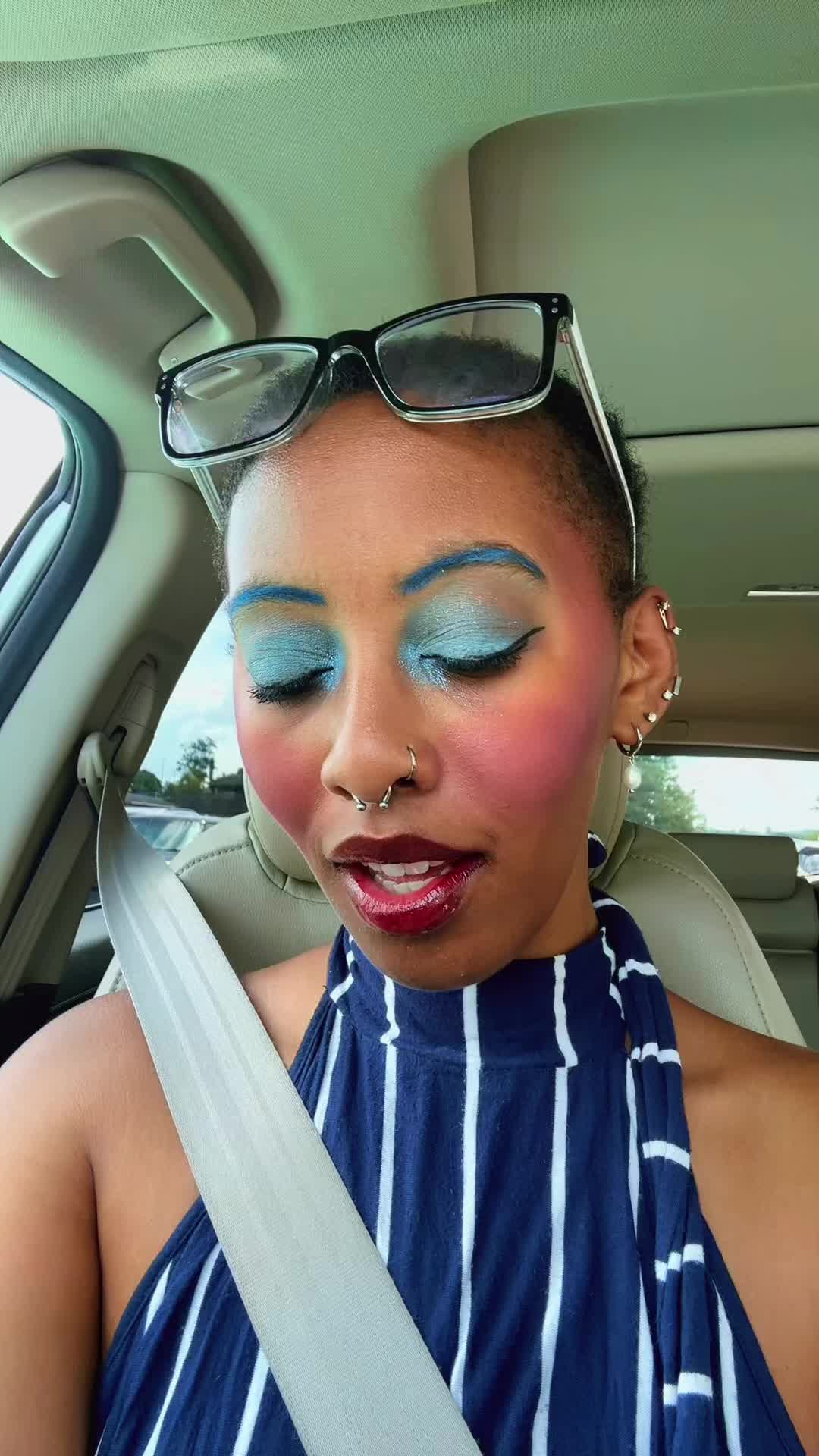 @basicallybetsyblue💙