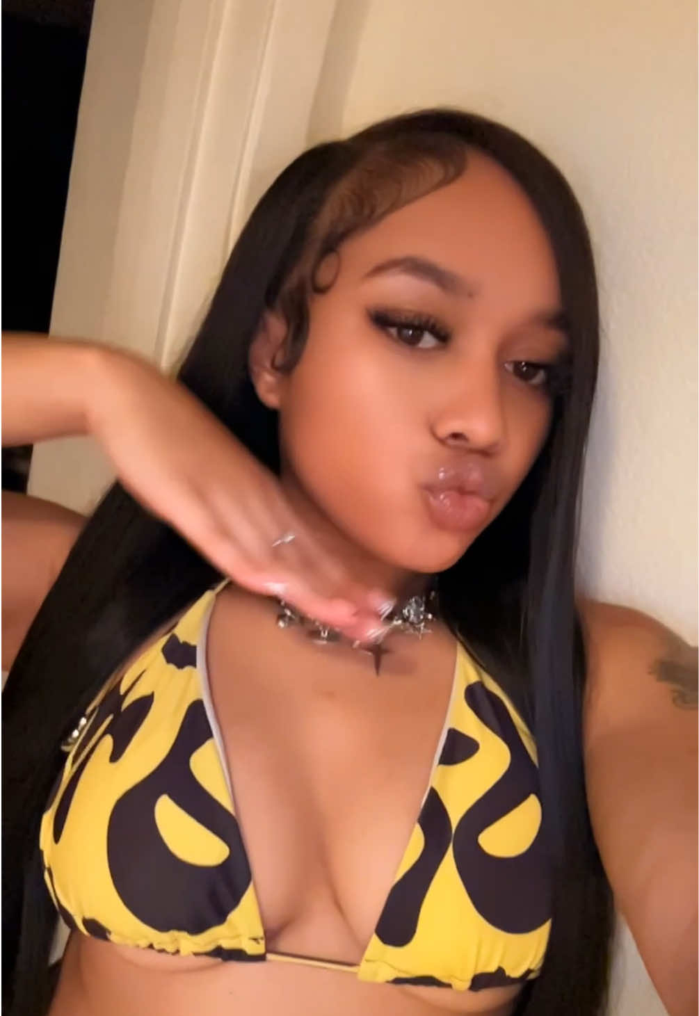 @Lia B💋
