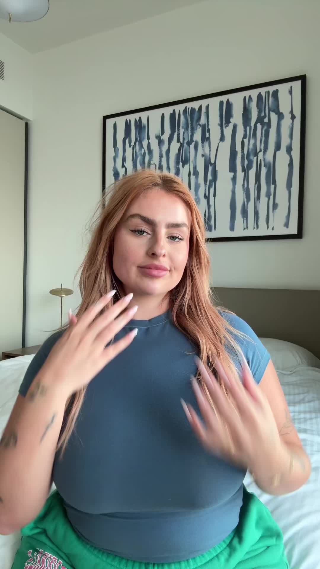 @curvychubbygirl