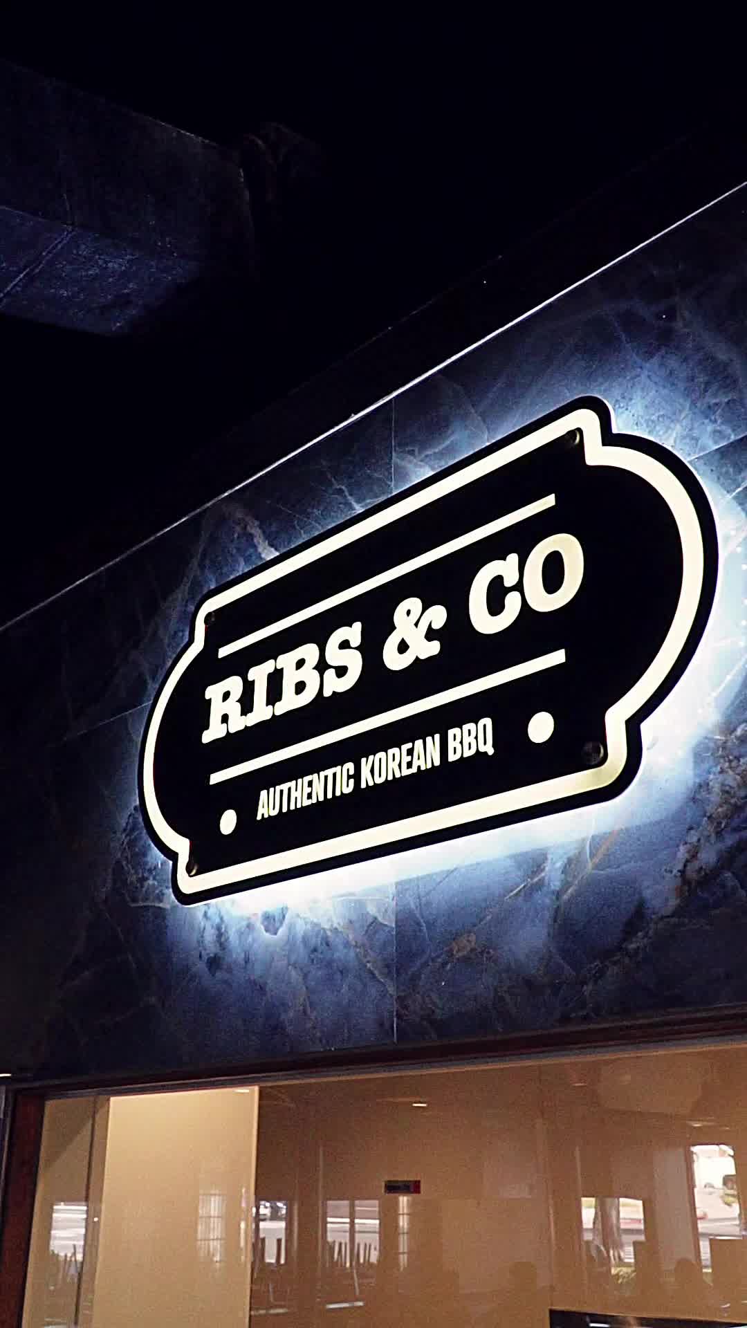 @Ribs&Co.