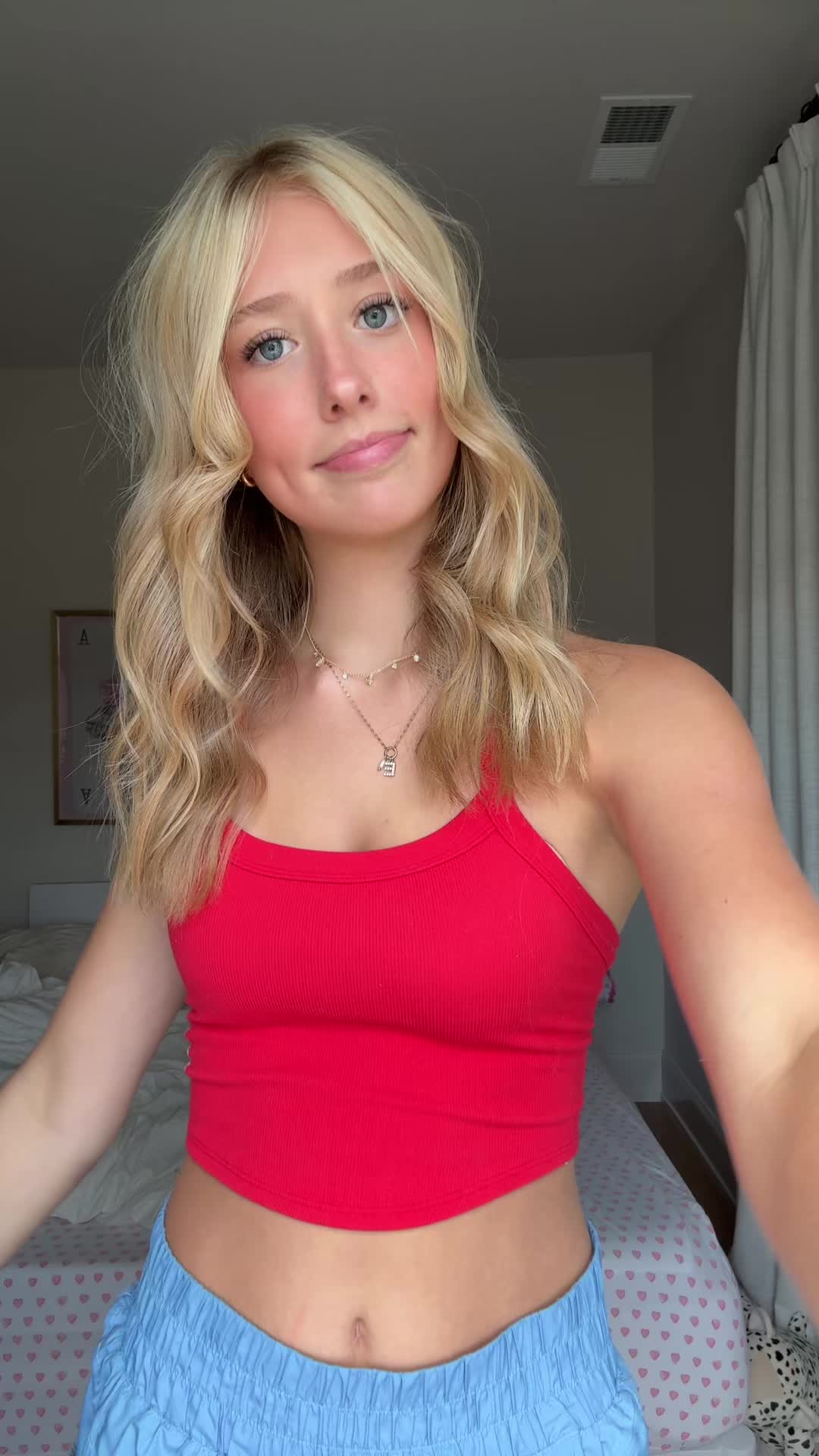 @ella🦩