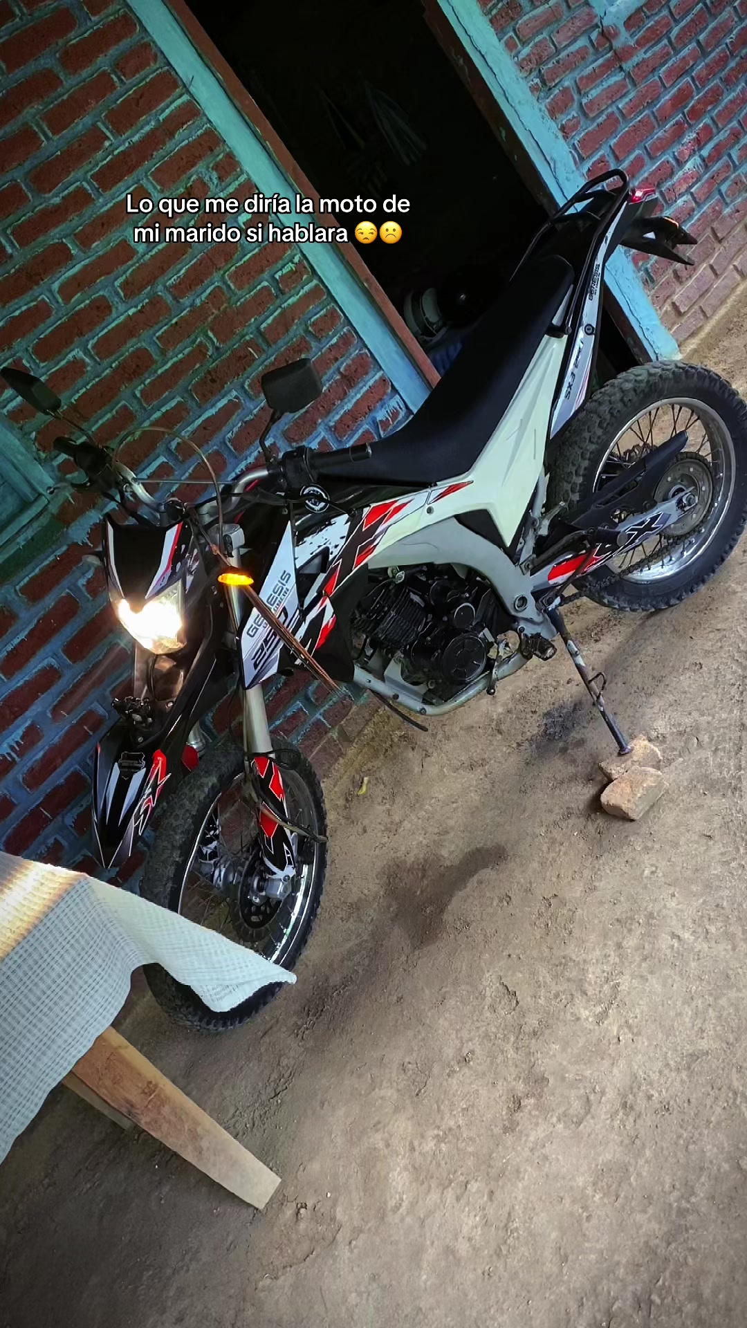 @Anny👩🏽&zwj;🏫🦋